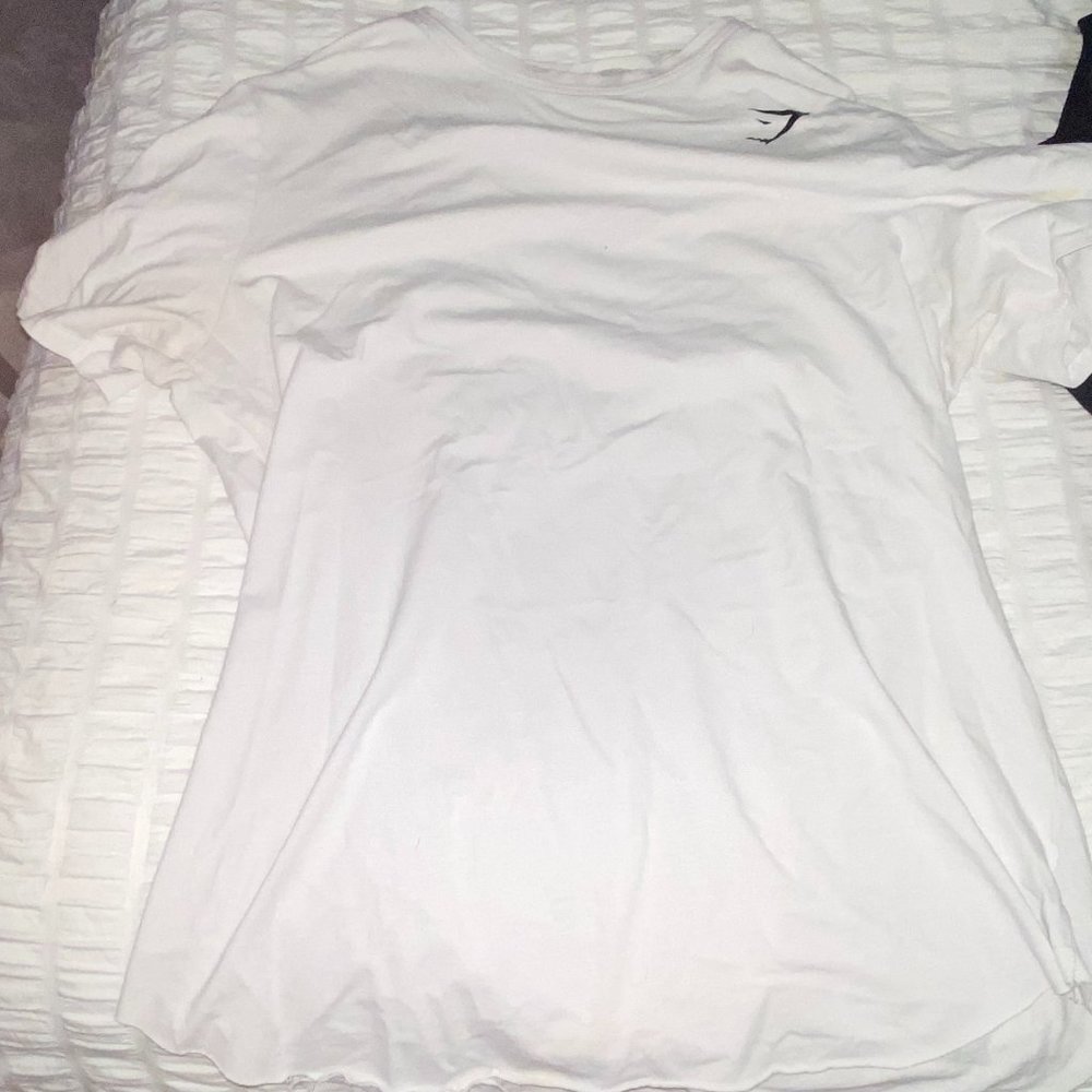 XXL gymshark white tee